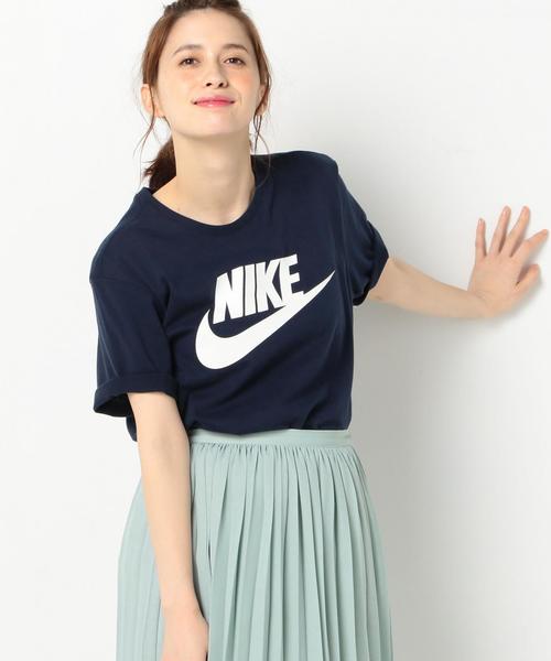 NIKE(ナイキ)の「NIKE Futura Icon Tシャツ/NIKE FUTURA ICON T(Tシャツ/カットソー・レディース・ホワイト/ネイビー・フリー)」の1枚目の写真