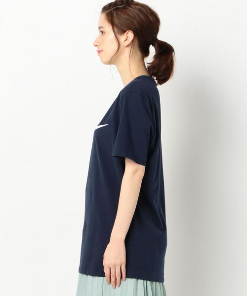 NIKE(ナイキ)の「NIKE Futura Icon Tシャツ/NIKE FUTURA ICON T(Tシャツ/カットソー・レディース・ホワイト/ネイビー・フリー)」の5枚目の写真