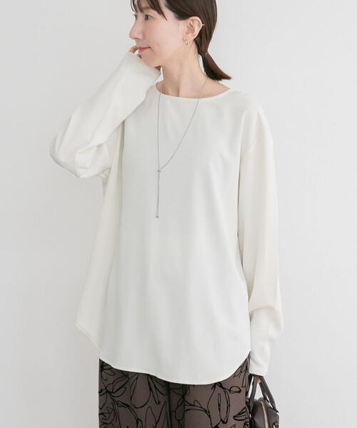 ITEMS URBANRESEARCH(アイテムズ アーバンリサーチ)の「ノーカラーブラウス(シャツ/ブラウス・レディース・ブラック/ホワイト系その他・FREE)」の1枚目の写真
