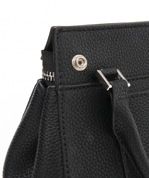 A part by（アパートバイ）の「フロントZIPマイクロミニバッグ 731590 （ショルダーバッグ・レディース・レッド/ブラック/ベージュ・FREE）」の19枚目の写真