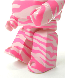 X-girl（エックスガール）の「X-girl BE@RBRICK 400