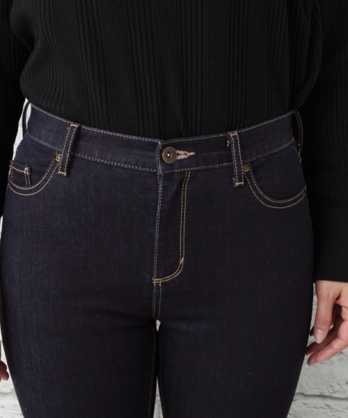 LEPSIM（レプシィム）の「ストレッチデニムスリムパンツ　737619（デニムパンツ・レディース・オフホワイト/ブルー/ワンウォッシュ/ブルー系その他・MEDIUM/LARGE/SMALL）」の7枚目の写真