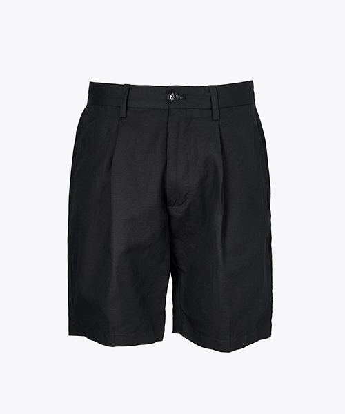 Saturdays NYC（サタデーズ ニューヨークシティ ）の「Gurkha Pleated Shorts（その他パンツ・メンズ・オフホワイト/オリーブ/ブラック・30/32/34/28/31/29）」の3枚目の写真