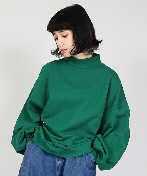 PUNYUS（プニュズ）の「ボリューム袖スウェット（スウェット・レディース・イエロー/ブルー/グリーン/ベージュ/ブラック/カーキ・1/2/3/4）」の4枚目の写真