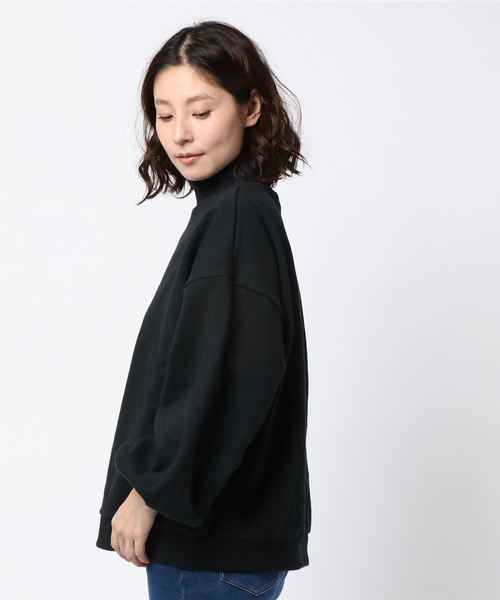 PUNYUS（プニュズ）の「ボリューム袖スウェット（スウェット・レディース・イエロー/ブルー/グリーン/ベージュ/ブラック/カーキ・1/2/3/4）」の8枚目の写真