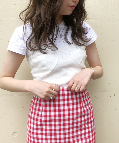 apres jour（アプレジュール）の「apres jour × RiLi コラボキャミソール【RiLi.tokyo】【ZOZOTOWN限定アイテム】（タンクトップ・レディース・ベージュ/オフホワイト/サックスブルー・フリー）」の5枚目の写真