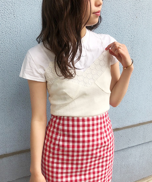 apres jour（アプレジュール）の「apres jour × RiLi コラボキャミソール【RiLi.tokyo】【ZOZOTOWN限定アイテム】（タンクトップ・レディース・ベージュ/オフホワイト/サックスブルー・フリー）」の8枚目の写真