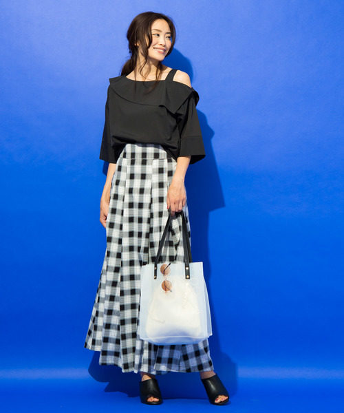 Aunt Marie's（アントマリーズ）の「AUNT MARIE'S ワンショルダーブラウス（シャツ/ブラウス・レディース・ブラック/ネイビー/アイボリー/グレー/ピンク/ナチュラル・FREE）」の10枚目の写真