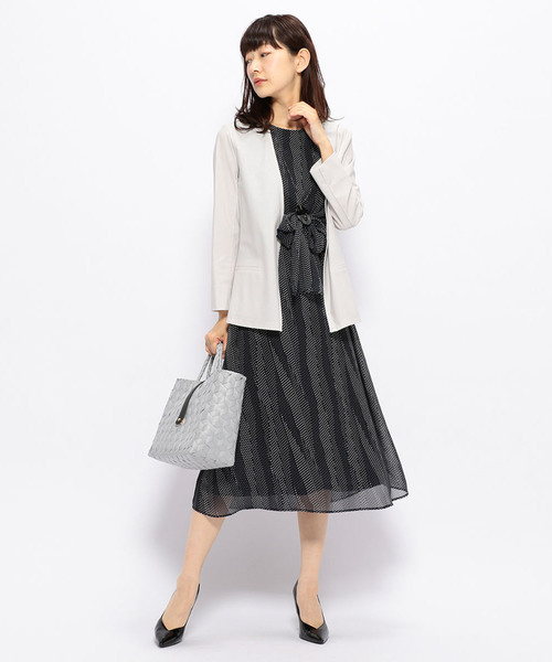 A/C DESIGN BY ALPHA CUBIC（エーシーデザインバイアルファキュービック）の「ノーカラージャケット（ノーカラージャケット・レディース・ライトグレー/ブラック/ネイビー・M size/L size）」の15枚目の写真