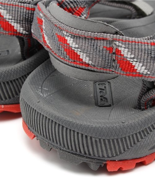 SHIPS(シップス)の「Teva:HURRICANE 2(kids)(サンダル・キッズ・レッド/ネイビー・19/17/18/16/15 )」の5枚目の写真