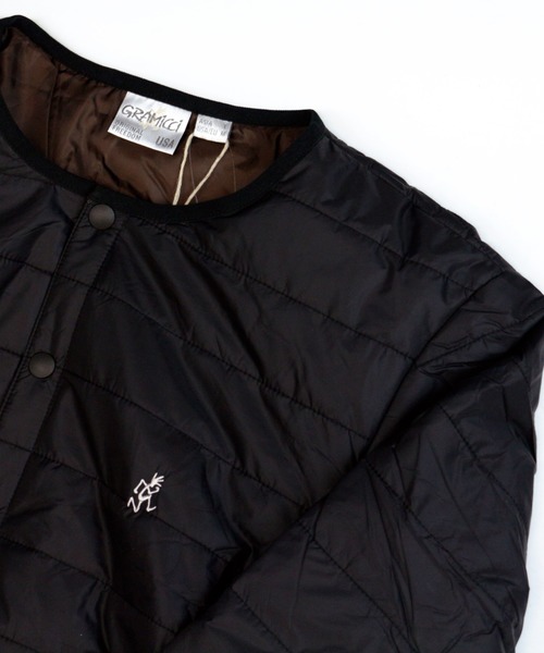 Gramicci（グラミチ）の「【GRAMICCI/グラミチ】PADDING JACKET / 中綿ブルゾン（ダウンジャケット/コート・メンズ・ブラック/ブラウン/オリーブ/ネイビー/マスタード/オレンジ・MEDIUM/LARGE/X-LARGE）」の2枚目の写真
