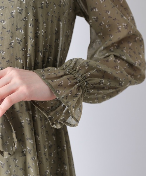 Heather(ヘザー)の「レトロコバナガラワンピース 877695(ワンピース・レディース・ブラウン系その他/ベージュ系その他/グリーン系その他・FREE)」の4枚目の写真