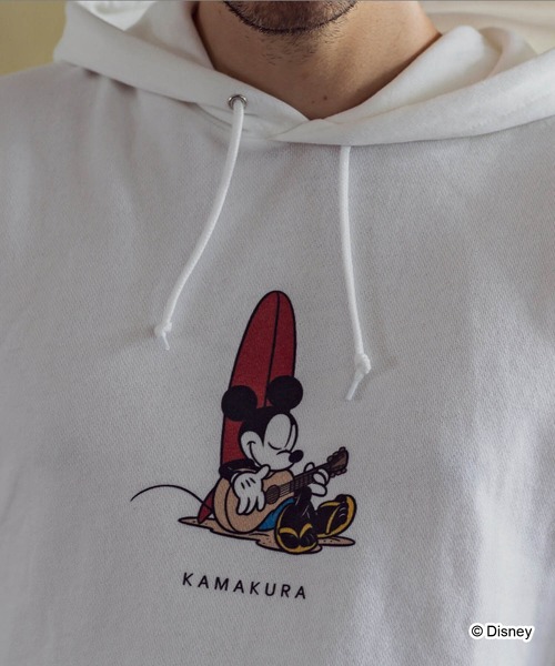 KAGAFURI KAMAKURA(カガフリカマクラ)の「KAGAFURI KAMAKURA(カガフリ カマクラ)MICKEY デザイン プルパーカー(パーカー・メンズ・ホワイト/ブラック・S/M/L)」の9枚目の写真