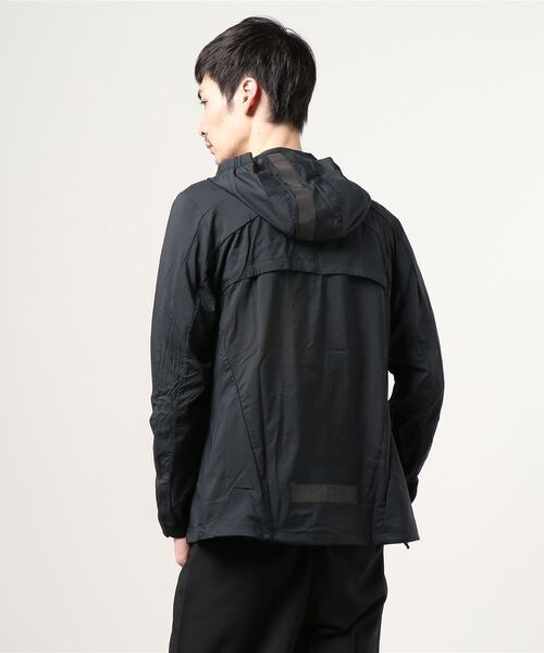 adidas（アディダス）の「アディダス adidas MARATHON JACKET TRANSLUCENT M（ナイロンジャケット・メンズ・ブラック・S/M/L/LL）」の3枚目の写真