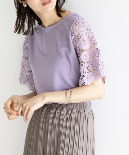 GeeRA(ジーラ)の「袖レースカットソーブラウス(Tシャツ/カットソー・レディース・ブラック/パープル/グリーン/オフホワイト・LARGE/SMALL/X-LARGE/MEDIUM/XX-LARGE)」の4枚目の写真
