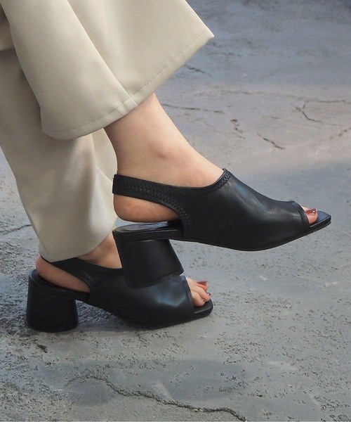 tiptop（ティップトップ）の「2021SS スクエアトゥアッパーサンダル（サンダル・レディース・ブラック/ライトベージュ・M/L/S）」の11枚目の写真