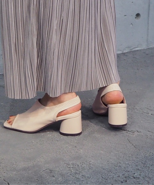 tiptop（ティップトップ）の「2021SS スクエアトゥアッパーサンダル（サンダル・レディース・ブラック/ライトベージュ・M/L/S）」の7枚目の写真