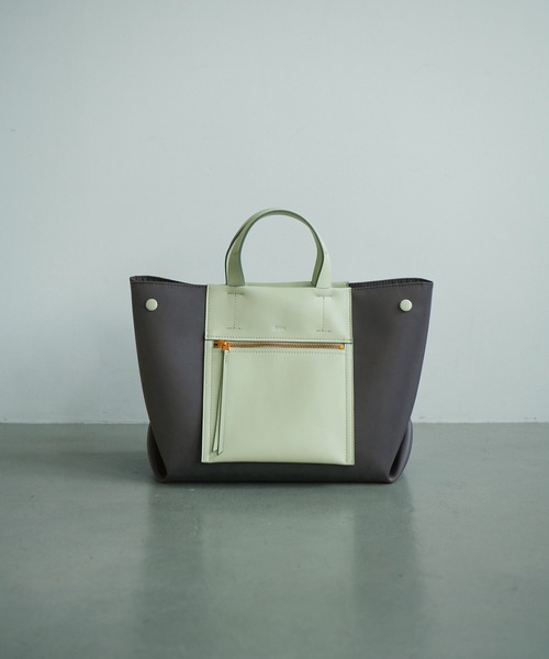 E'POR(エポール)の「【E’POR】【A4対応】【撥水/雨の日】D BAG Large(ハンドバッグ・レディース・ブラック/チャコールグレー/キナリ/ベージュ/ブラック系その他/カーキ/キャメル・FREE)」の19枚目の写真