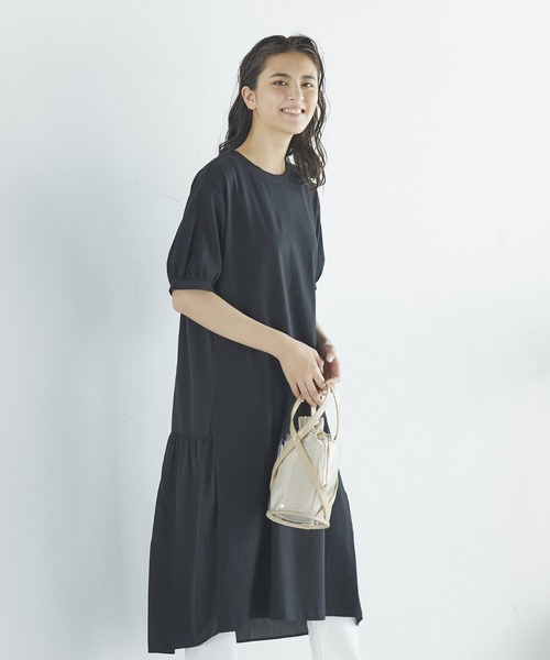 LIPSTAR（リップスター）の「バック布帛ティアードワンピース（ワンピース・レディース・ブラック/ベージュ/カーキ・M）」の2枚目の写真