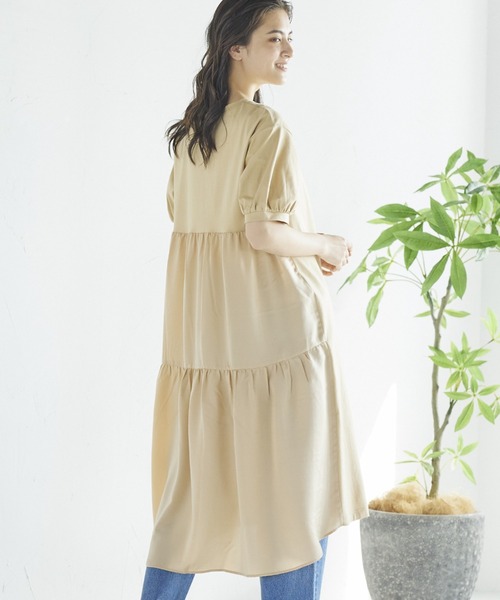 LIPSTAR（リップスター）の「バック布帛ティアードワンピース（ワンピース・レディース・ブラック/ベージュ/カーキ・M）」の13枚目の写真