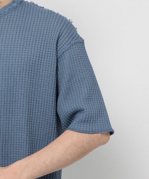 UNSTUDIED（アンスタディード）の「[UNSTUDIED]ヅブワッフルカットオフＴシャツ（Tシャツ/カットソー・メンズ・オフホワイト/ブルー・MEDIUM/LARGE）」の10枚目の写真