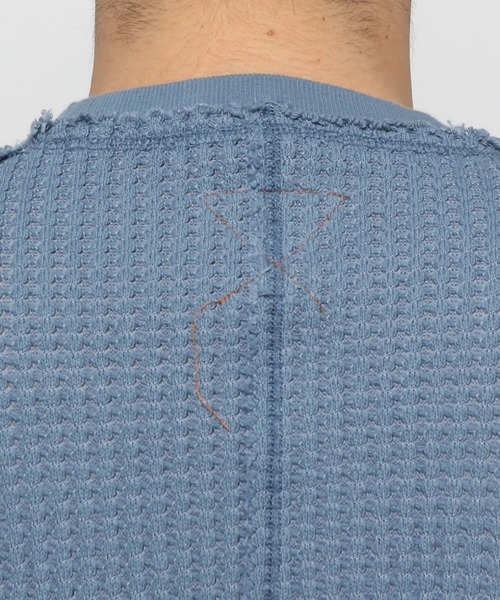 UNSTUDIED（アンスタディード）の「[UNSTUDIED]ヅブワッフルカットオフＴシャツ（Tシャツ/カットソー・メンズ・オフホワイト/ブルー・MEDIUM/LARGE）」の14枚目の写真