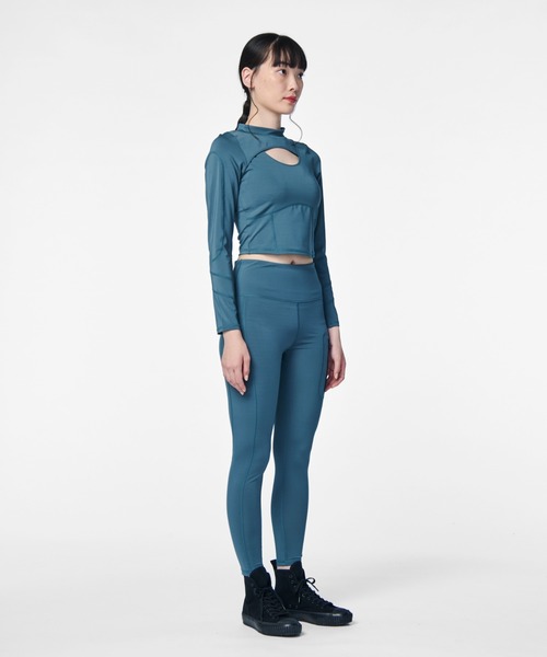 PIPING HOT FUTURE(パイピングホットフューチャー)の「LS SEAMED CUT OUT SECOND SKIN CROP TOP(Tシャツ/カットソー・レディース・グリーン・S/M/L/XS)」の6枚目の写真