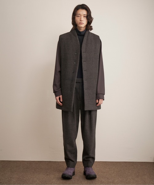 And A(アンドエー)の「TROVE トローブ / SKYE TROUSER スカイ ワイドトラウザータックパンツ セットアップ / 65PAN01(スラックス・メンズ・グレイッシュベージュ/ブラウン系その他・3/2/1)」の6枚目の写真