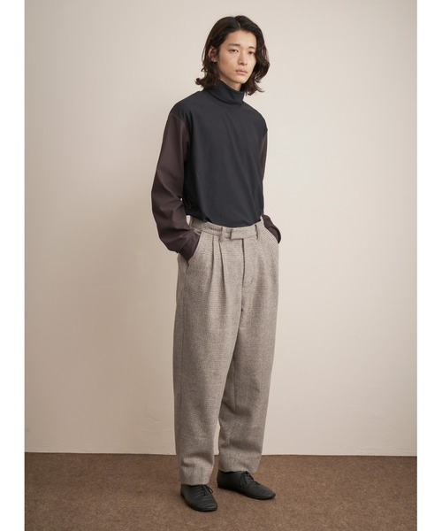And A(アンドエー)の「TROVE トローブ / SKYE TROUSER スカイ ワイドトラウザータックパンツ セットアップ / 65PAN01(スラックス・メンズ・グレイッシュベージュ/ブラウン系その他・3/2/1)」の9枚目の写真