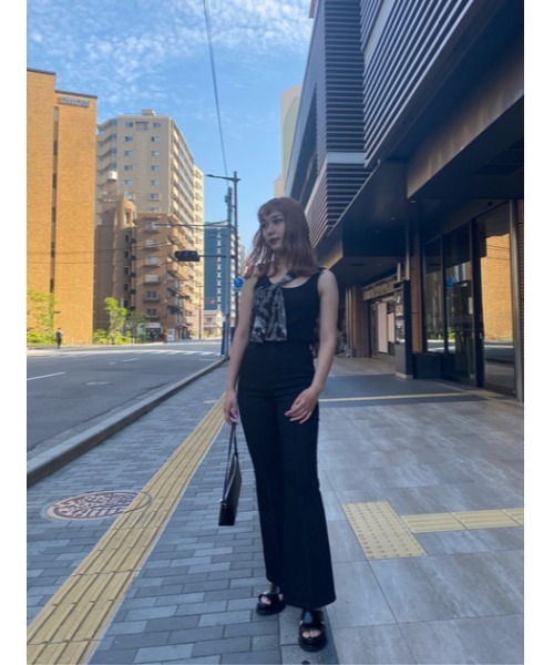 SLY(スライ)の「CALL BLACK HW PINTUCK FLARE PT ハイウエストピンタックフレア パンツ(デニムパンツ・レディース・ブラック・22inch/23inch/26inch/27inch/24inch/25inch)」の22枚目の写真