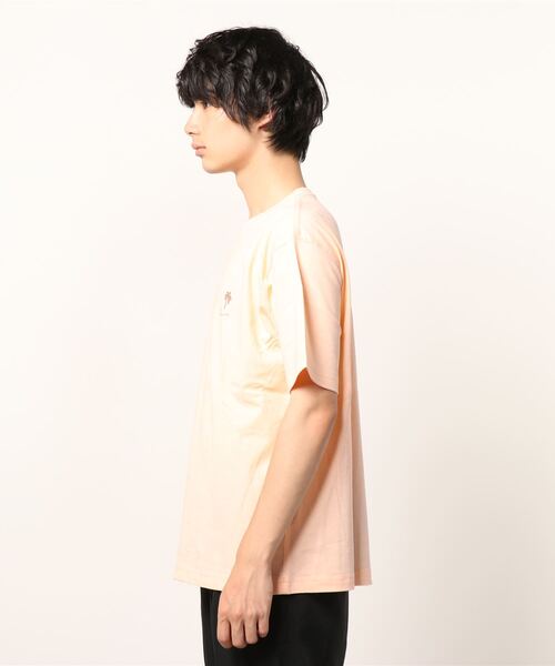 ALWAYS GOOD TIME(オルウェイズグッドタイム)の「【QUE/キュー】USAコットン ワンポイントロゴTシャツ(Tシャツ/カットソー・メンズ・ホワイト/ブラック/ネイビー/グレー/サックスブルー/ピンク/サーモンピンク/オレンジ/レモンイエロー/イエロー系その他/ブルー/ラベンダー・L/XL/M)」の13枚目の写真
