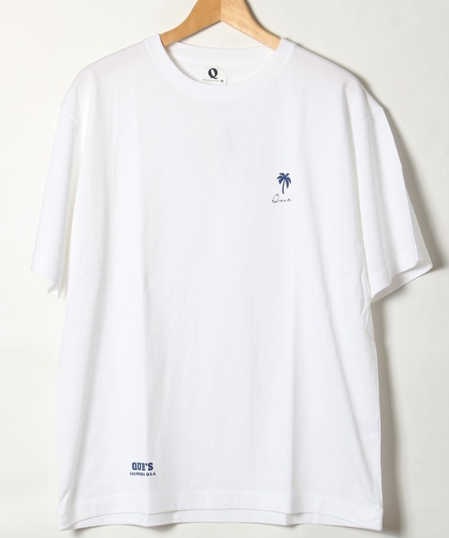 ALWAYS GOOD TIME(オルウェイズグッドタイム)の「【QUE/キュー】USAコットン ワンポイントロゴTシャツ(Tシャツ/カットソー・メンズ・ホワイト/ブラック/ネイビー/グレー/サックスブルー/ピンク/サーモンピンク/オレンジ/レモンイエロー/イエロー系その他/ブルー/ラベンダー・L/XL/M)」の2枚目の写真