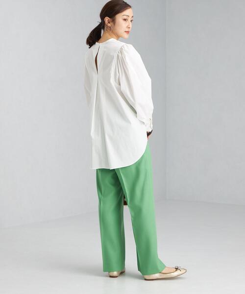 green label relaxing（グリーンレーベルリラクシング）の「＜Tavii＞ スクエア ネック ボリューム スリーブ ブラウス（シャツ/ブラウス・レディース・ブラック/オフホワイト・FREE）」の5枚目の写真