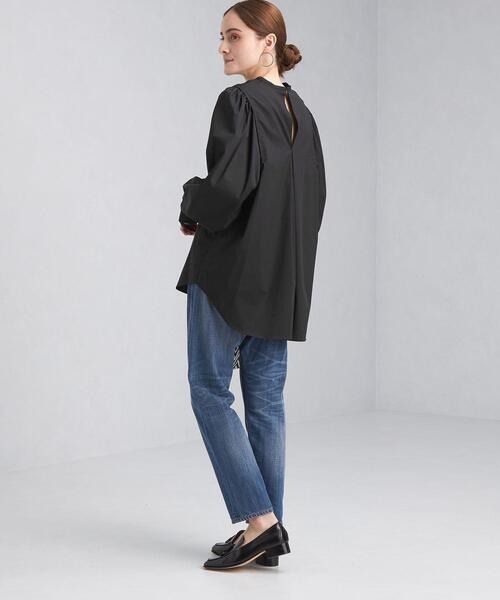 green label relaxing（グリーンレーベルリラクシング）の「＜Tavii＞ スクエア ネック ボリューム スリーブ ブラウス（シャツ/ブラウス・レディース・ブラック/オフホワイト・FREE）」の3枚目の写真