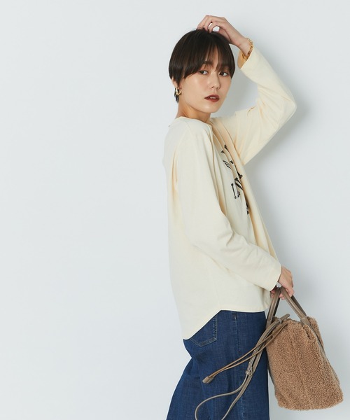 un dix cors（アンディコール）の「ヴィンテージライクな大人トレーナー　ロゴプルオーバーカットソー（Tシャツ/カットソー・レディース・チャコールグレー/カーキ/アイボリー・FREE）」の11枚目の写真