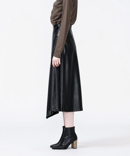 LOVELESS（ラブレス）の「アシンメトリーレザースカート（スカート・レディース・ブラック・36/38/34）」の4枚目の写真