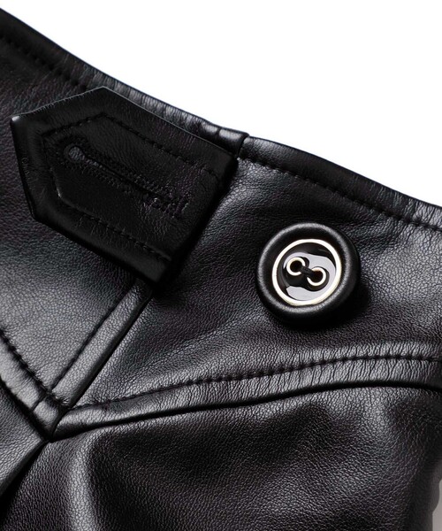LOVELESS（ラブレス）の「アシンメトリーレザースカート（スカート・レディース・ブラック・36/38/34）」の11枚目の写真