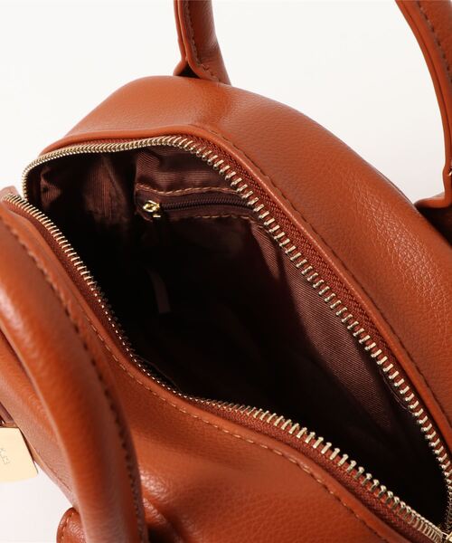 jouetie（ジュエティ）の「【jouetie / ジュエティ】 グレインPU ライダース ミニボストンバッグ（ボストンバッグ・レディース・アイボリー/ベージュ/ダークグリーン/ブラック/ワイン/キャメル/ネイビー/レッド/ダークブラウン/シルバー・FREE）」の15枚目の写真