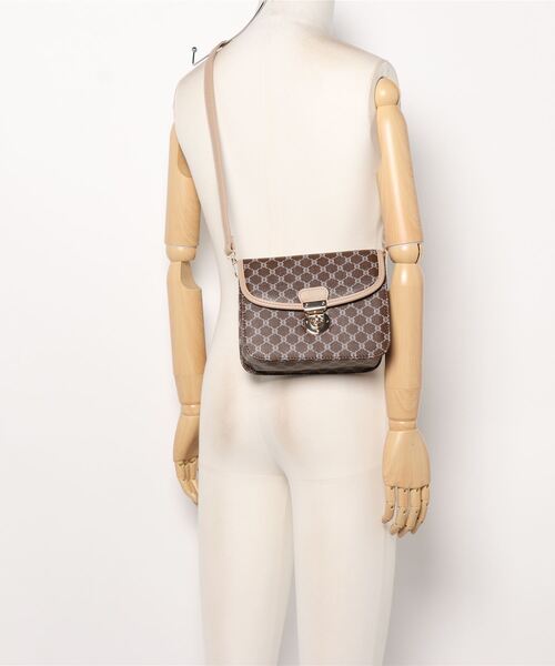 one way(ワンウェイ)の「【oneway】モノグラムシカゴ(ショルダーバッグ・レディース・ベージュ/オレンジ・FREE)」の5枚目の写真