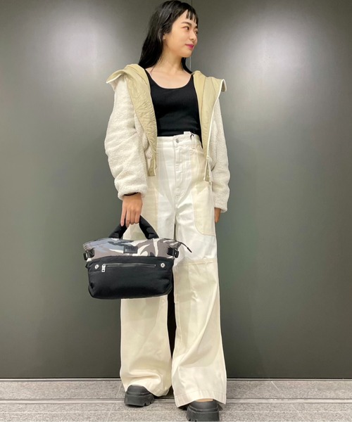 DIESEL（ディーゼル）の「レディース テディジャケット パーカー ミックスファブリック（ブルゾン・レディース・ブラック/ブルー/アイボリー・MEDIUM/LARGE/SMALL/X-SMALL/X-LARGE）」の15枚目の写真