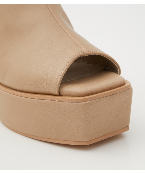 AZUL by moussy(アズールバイマウジー)の「OPEN TOE BOOTIE SANDAL/オープントーブーティーサンダル(サンダル・レディース・ライトベージュ/ブラック・SMALL/LARGE/MEDIUM)」の16枚目の写真