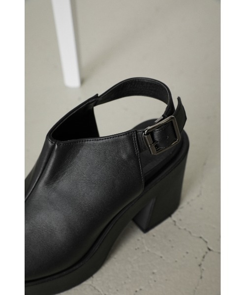 AZUL by moussy(アズールバイマウジー)の「OPEN TOE BOOTIE SANDAL/オープントーブーティーサンダル(サンダル・レディース・ライトベージュ/ブラック・SMALL/LARGE/MEDIUM)」の20枚目の写真