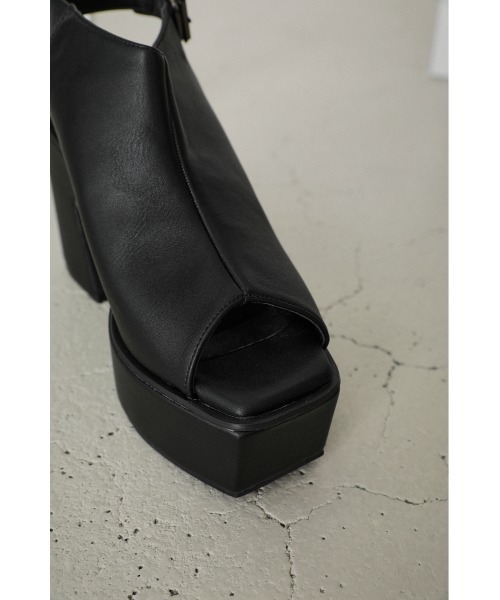 AZUL by moussy(アズールバイマウジー)の「OPEN TOE BOOTIE SANDAL/オープントーブーティーサンダル(サンダル・レディース・ライトベージュ/ブラック・SMALL/LARGE/MEDIUM)」の21枚目の写真