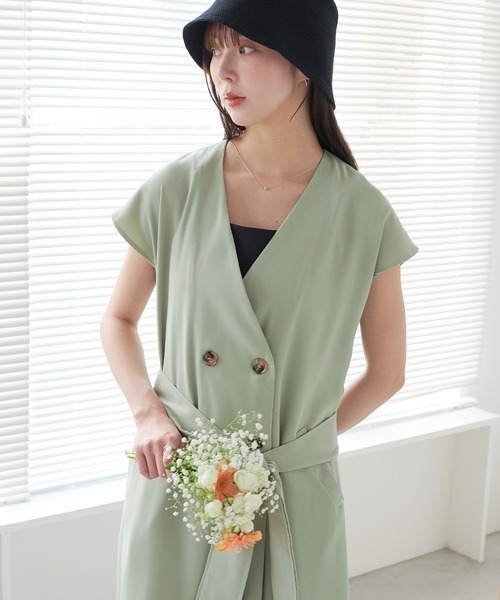 ECRIRE（エクリール）の「【TOMOコラボ】サイドスリットロングジレベスト（ワンピース・レディース・ブラック/ベージュ/ライトグリーン/モカ・M/L）」の22枚目の写真