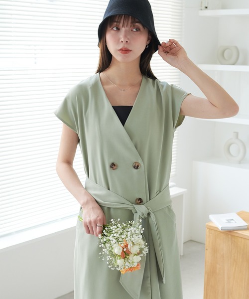 ECRIRE（エクリール）の「【TOMOコラボ】サイドスリットロングジレベスト（ワンピース・レディース・ブラック/ベージュ/ライトグリーン/モカ・M/L）」の21枚目の写真