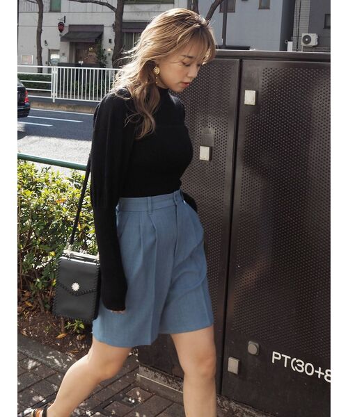 EVRIS（エヴリス）の「バックオープンパフスリーブニットトップス（ニット/セーター・レディース・ブラック/オレンジ/ブルー・FREE）」の19枚目の写真