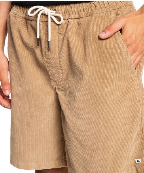 Quiksilver(クイックシルバー)の「TAXER CORD 18/クイックシルバーコーデュロイショートパンツ(その他パンツ・メンズ・カーキ/ベージュ/ネイビー/ブラック・SMALL/MEDIUM/LARGE/X-LARGE)」の20枚目の写真