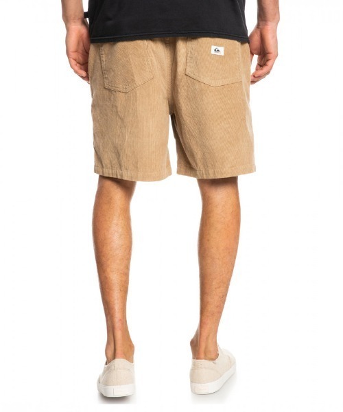 Quiksilver(クイックシルバー)の「TAXER CORD 18/クイックシルバーコーデュロイショートパンツ(その他パンツ・メンズ・カーキ/ベージュ/ネイビー/ブラック・SMALL/MEDIUM/LARGE/X-LARGE)」の21枚目の写真