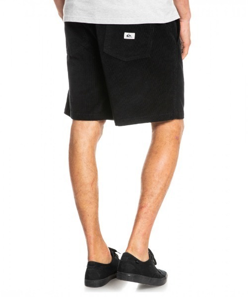 Quiksilver(クイックシルバー)の「TAXER CORD 18/クイックシルバーコーデュロイショートパンツ(その他パンツ・メンズ・カーキ/ベージュ/ネイビー/ブラック・SMALL/MEDIUM/LARGE/X-LARGE)」の14枚目の写真