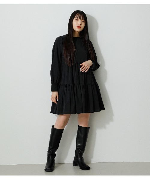 AZUL by moussy（アズールバイマウジー）の「MINI TIERED ONEPIECE/ミニティアードワンピース（ワンピース・レディース・ブラック/ホワイト・MEDIUM/SMALL）」の16枚目の写真